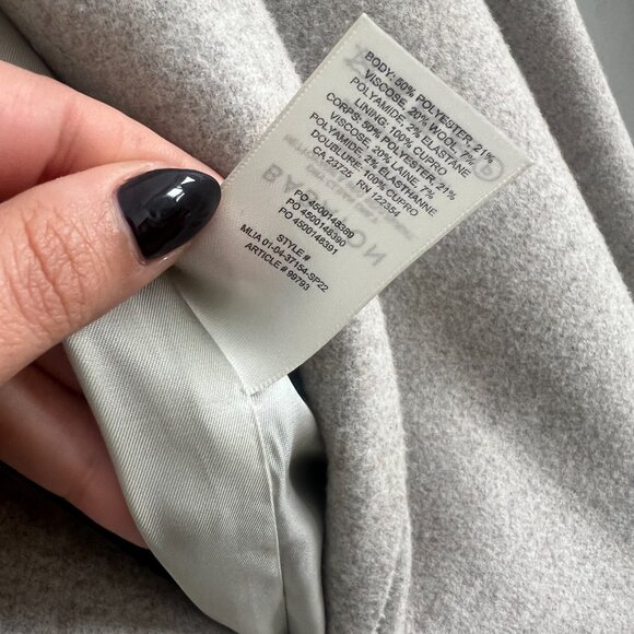 Aritzia Babaton Women Oversized Blazer - Size 3 - Picture 9 of 9